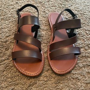 Brown strappy sandals